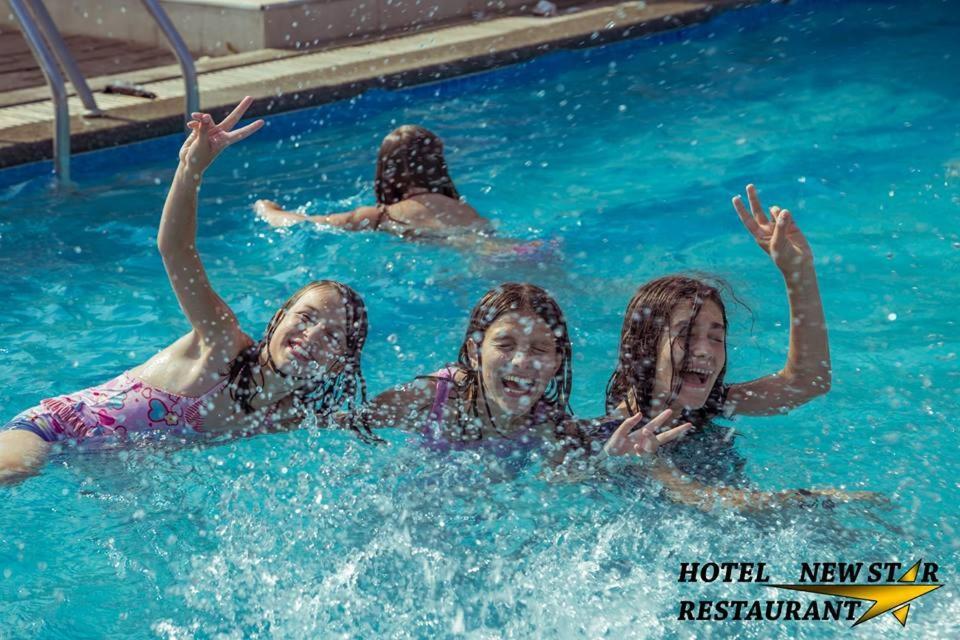 Hotel New Star Scopia Exterior foto